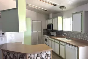 20843 Waalew, Apple Valley, CA 92307 - Photo 11