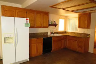 10936 Moreno, Hesperia, CA 92345 - Photo 5