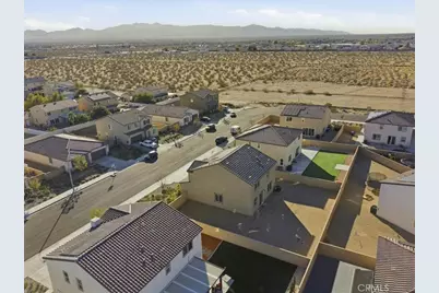 12338 Pinos Verde, Victorville, CA 92392 - Photo 19