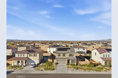 12338 Pinos Verde, Victorville, CA 92392 - Photo 13