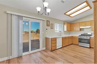 22186 Pahute, Apple Valley, CA 92308 - Photo 11