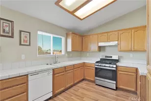 22186 Pahute, Apple Valley, CA 92308 - Photo 13