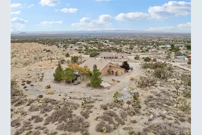 10160 Pineview Road, Pinon Hills, CA 92372 - Photo 45