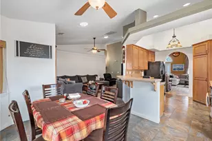 10160 Pineview Rd, Pinon Hills, CA 92372 - Photo 9