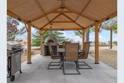 10160 Pineview Road, Pinon Hills, CA 92372 - Photo 33