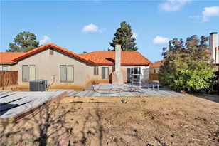 11117 Villa, Adelanto, CA 92301 - Photo 35