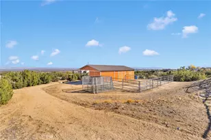 2909 Silver Ridge Dr, Pinon Hills, CA 92372 - Photo 43