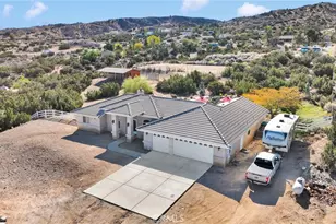 2909 Silver Ridge Dr, Pinon Hills, CA 92372 - Photo 47