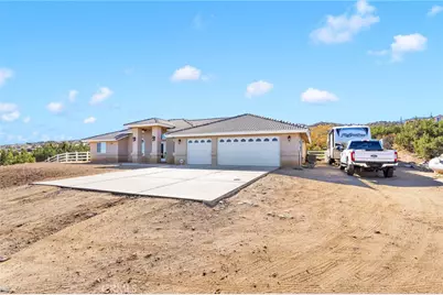 2909 Silver Ridge Drive, Pinon Hills, CA 92372 - Photo 3