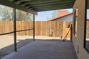 2065 Barcelona, Barstow, CA 92311 - Photo 21