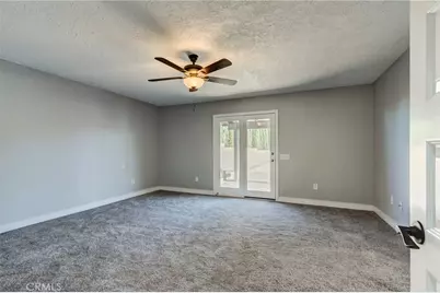 10731 Anaconda Avenue, Oak Hills, CA 92344 - Photo 31