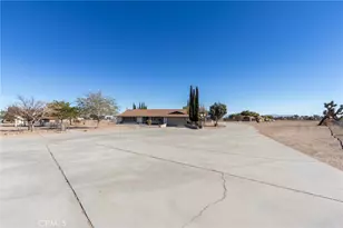 10731 Anaconda Ave, Oak Hills, CA 92344 - Photo 3