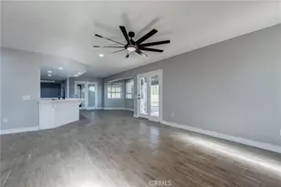 10731 Anaconda Ave, Oak Hills, CA 92344 - Photo 21