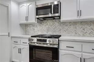 10731 Anaconda Ave, Oak Hills, CA 92344 - Photo 25