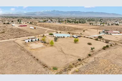 6720 Mono Road, Phelan, CA 92371 - Photo 45