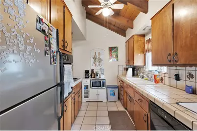 2046 Thrush, Wrightwood, CA 92397 - Photo 19