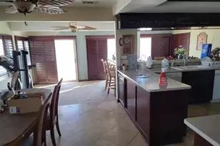 18107 Pier Dr, Victorville, CA 92395 - Photo 9