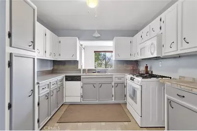 38744 East End Road, Lucerne Valley, CA 92356 - Photo 19