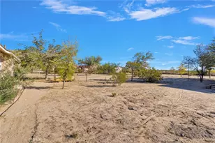 38744 East End Rd, Lucerne Valley, CA 92356 - Photo 9