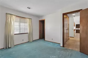 18442 Hinton, Hesperia, CA 92345 - Photo 25