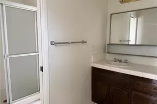 13715 Hidden Valley, Victorville, CA 92395 - Photo 17