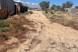 185 Camp Fire Dr, California City, CA 93505 - Photo 1