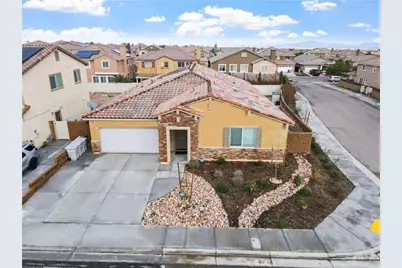 12942 Carlsbad, Hesperia, CA 92344 - Photo 3