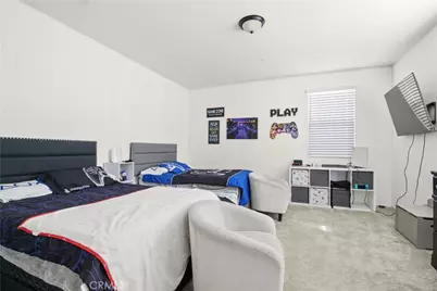 12942 Carlsbad, Hesperia, CA 92344 - Photo 5