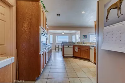 8605 Cantel Court, Oak Hills, CA 92344 - Photo 25