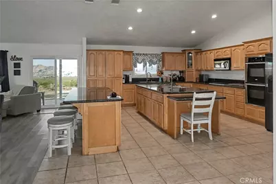 30788 Buenos Aires, Lucerne Valley, CA 92356 - Photo 11