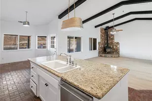 8135 Winmar, Hesperia, CA 92344 - Photo 17