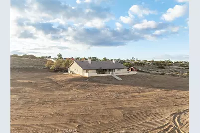 8135 Winmar, Hesperia, CA 92344 - Photo 7