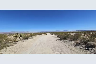 800 Visalia Avenue, Lucerne Valley, CA 92356 - Photo 9