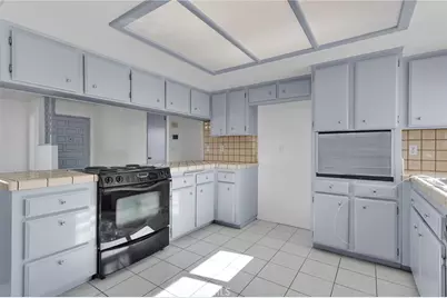 16757 Danbury, Hesperia, CA 92345 - Photo 15