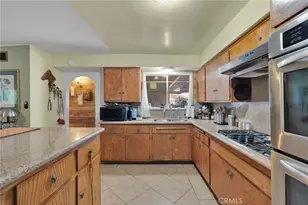 401 Dixford, La Puente, CA 91744 - Photo 17