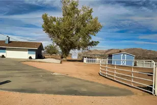 22974 Standing Rock, Apple Valley, CA 92307 - Photo 59