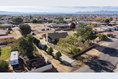 18891 Shoshonee Road, Apple Valley, CA 92307 - Photo 31