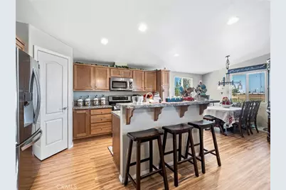 13393 Mariposa Rd, #211, Victorville, CA 92395 - Photo 15