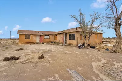 18227 E Avenue Q, Palmdale, CA 93591 - Photo 3