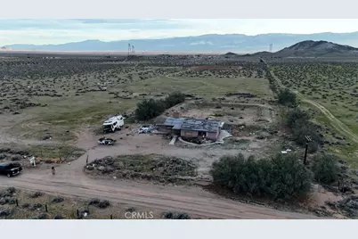 33321 Desert, Lucerne Valley, CA 92356 - Photo 15