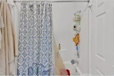 12887 Sholic, Apple Valley, CA 92308 - Photo 33