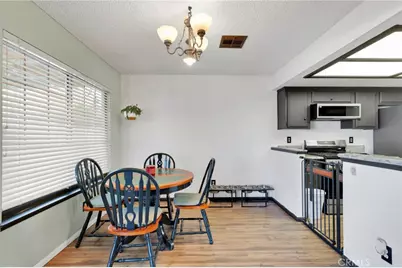 13005 Riverview Drive, Victorville, CA 92395 - Photo 11