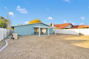 13005 Riverview Dr, Victorville, CA 92395 - Photo 31