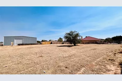 9322 Candlelight Street, Apple Valley, CA 92308 - Photo 55