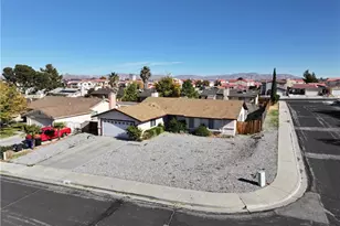 12851 Desert Creek, Victorville, CA 92395 - Photo 3