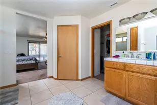18146 Orange, Hesperia, CA 92345 - Photo 31