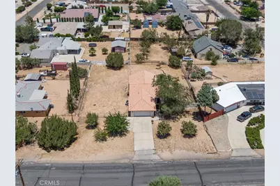18146 Orange, Hesperia, CA 92345 - Photo 39