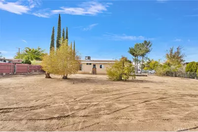 11121 Oakwood, Hesperia, CA 92345 - Photo 25