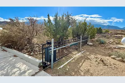 275 Canyon, Pinon Hills, CA 92371 - Photo 59
