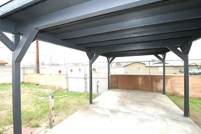 700 Arbor, Barstow, CA 92311 - Photo 27